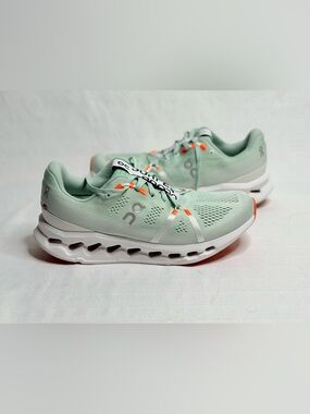 On Running Women’s Cloudswift Mint Green Running Shoes Size 10 NOTES